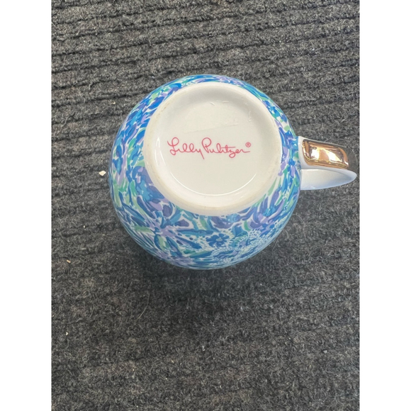 Lilly Pulitzer Coffee Mug Set of 2 Blue White Purple Floral Pattern EUC - Picture 10 of 14